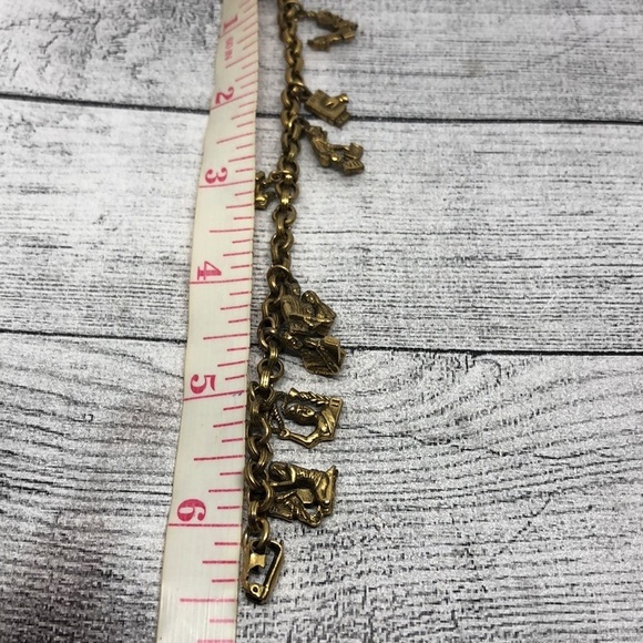 Vintage Coro Antique Gold Tone 10 (8) Commandments Charm Bracelet - Picture 6 of 6